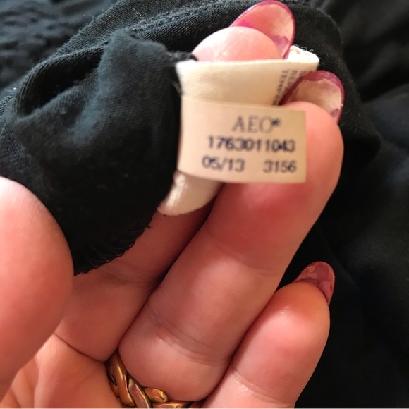 American Eagle black lace back cutout soft blouse Size L - Picture 6 of 9